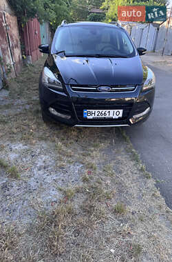 Внедорожник / Кроссовер Ford Escape 2014 в 
