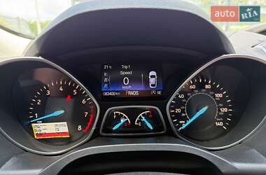 Внедорожник / Кроссовер Ford Escape 2017 в 