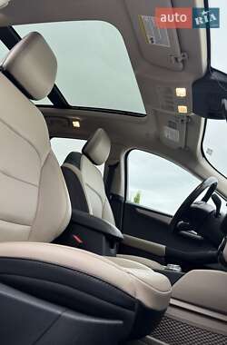 Внедорожник / Кроссовер Ford Escape 2020 в 