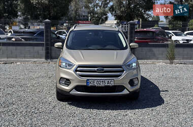 Внедорожник / Кроссовер Ford Escape 2017 в 