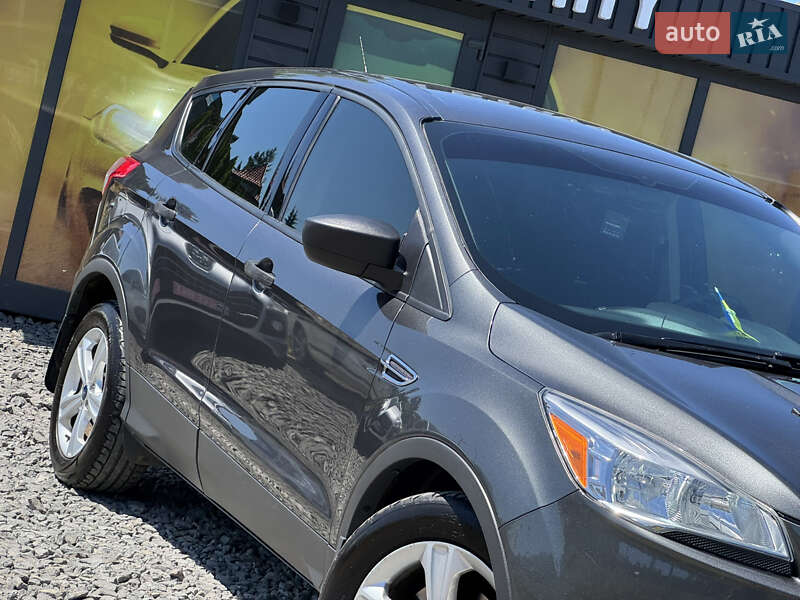 Внедорожник / Кроссовер Ford Escape 2014 в Стрые