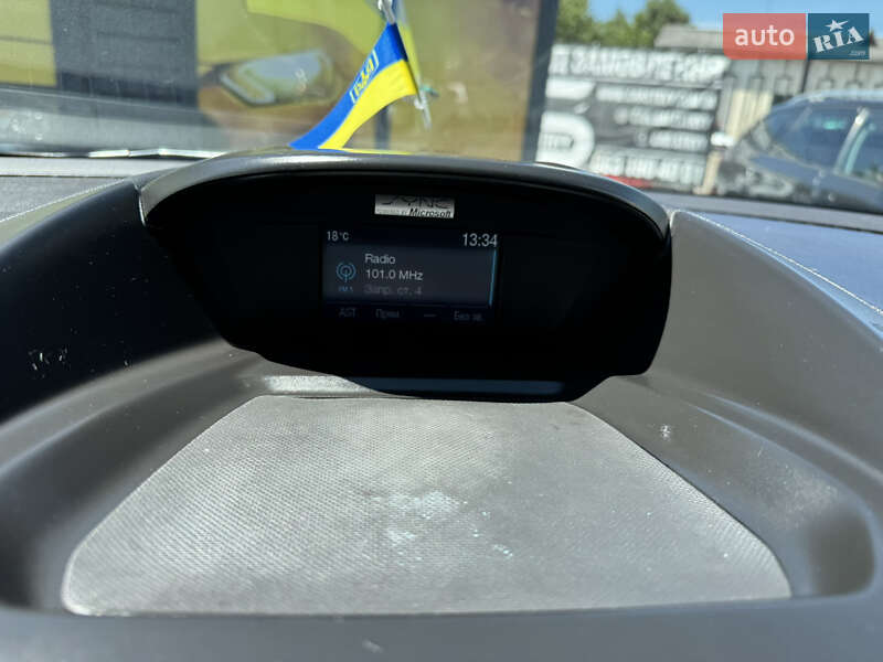 Внедорожник / Кроссовер Ford Escape 2014 в Стрые