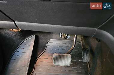 Внедорожник / Кроссовер Ford Escape 2014 в 
