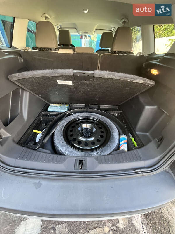 Позашляховик / Кросовер Ford Escape 2014 в Коростені