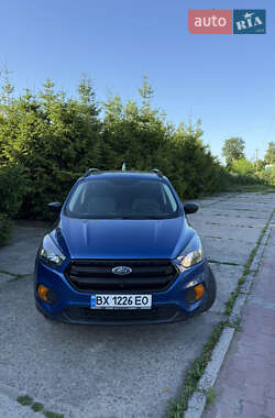 Внедорожник / Кроссовер Ford Escape 2019 в Шепетовке