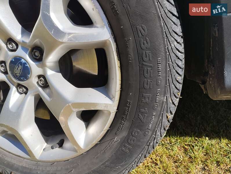 Внедорожник / Кроссовер Ford Escape 2017 в Кременце