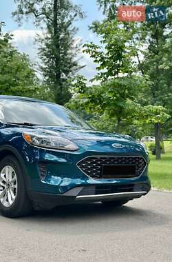 Позашляховик / Кросовер Ford Escape 2020 в Києві