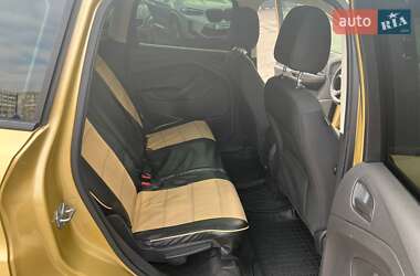 Внедорожник / Кроссовер Ford Escape 2014 в 