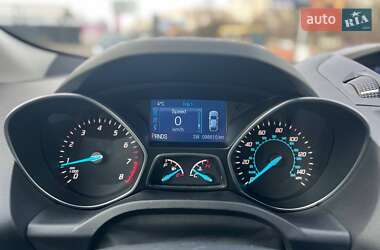 Внедорожник / Кроссовер Ford Escape 2014 в 