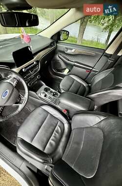 Позашляховик / Кросовер Ford Escape 2020 в Сумах