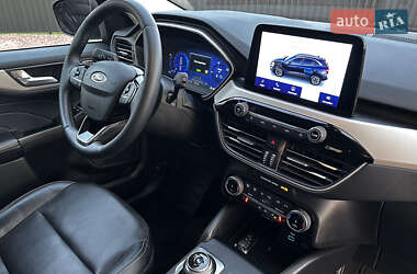 Внедорожник / Кроссовер Ford Escape 2022 в 