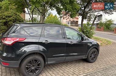 Внедорожник / Кроссовер Ford Escape 2013 в 
