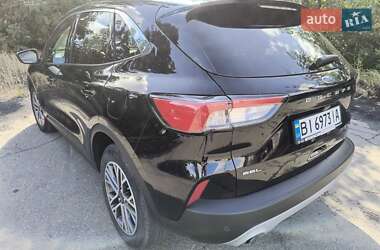 Внедорожник / Кроссовер Ford Escape 2021 в 
