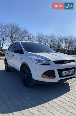 Внедорожник / Кроссовер Ford Escape 2014 в 