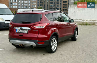 Внедорожник / Кроссовер Ford Escape 2014 в 