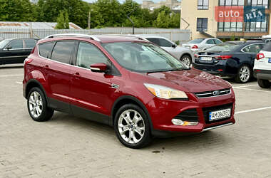 Внедорожник / Кроссовер Ford Escape 2014 в 