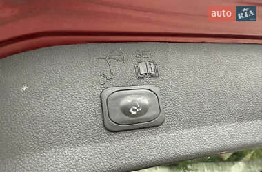 Внедорожник / Кроссовер Ford Escape 2014 в 