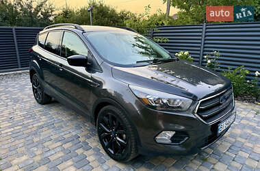 Позашляховик / Кросовер Ford Escape 2019 в Полтаві
