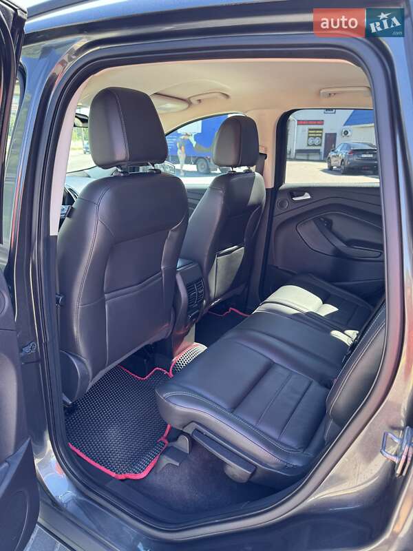 Внедорожник / Кроссовер Ford Escape 2015 в Ровно