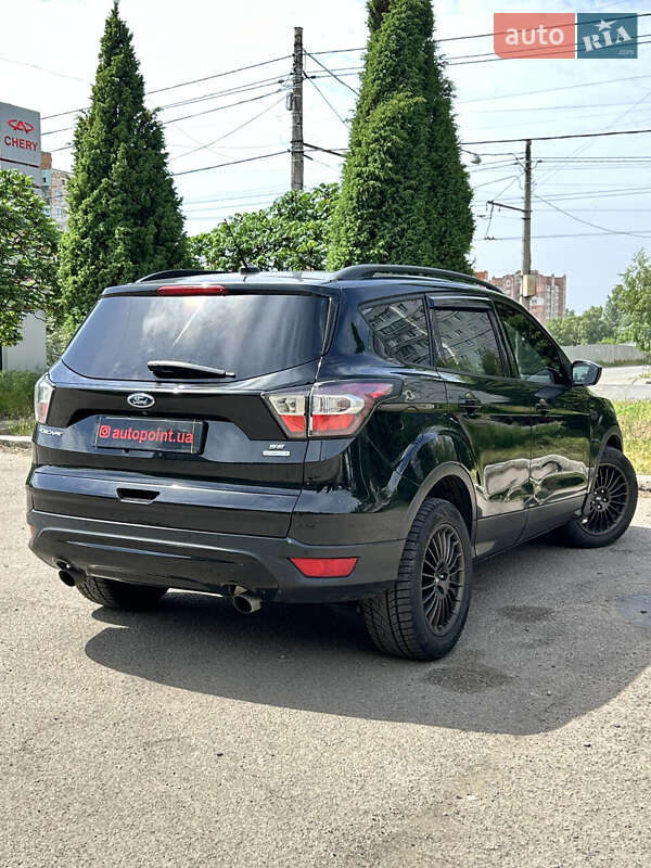 Позашляховик / Кросовер Ford Escape 2016 в Сумах