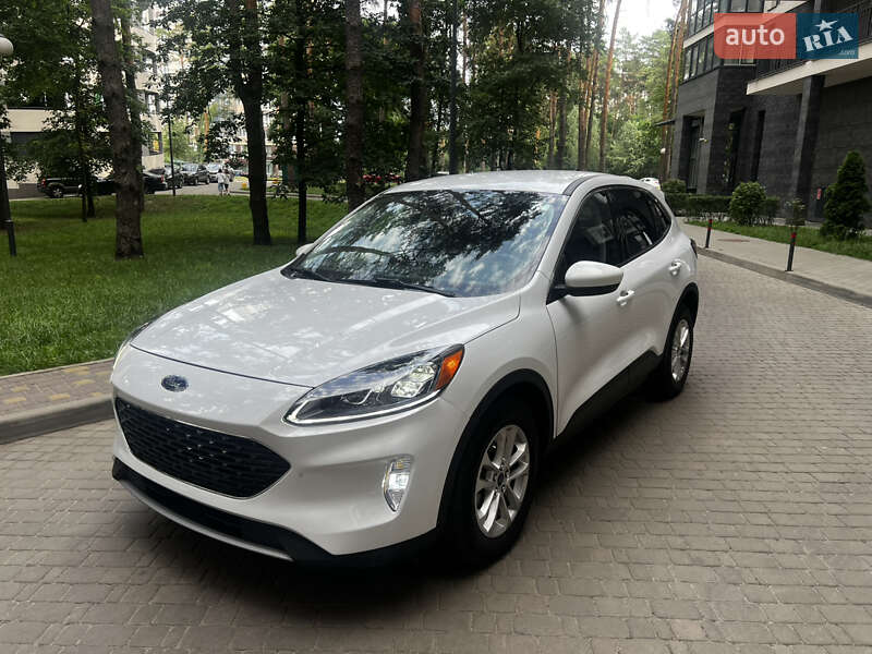 Позашляховик / Кросовер Ford Escape 2021 в Броварах