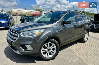 Позашляховик / Кросовер Ford Escape 2017 в 