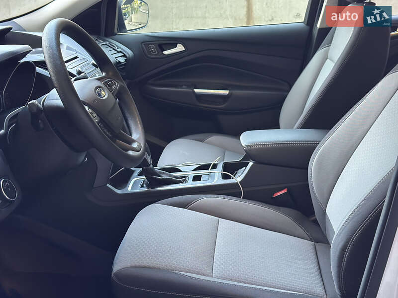 Внедорожник / Кроссовер Ford Escape 2018 в Дрогобыче