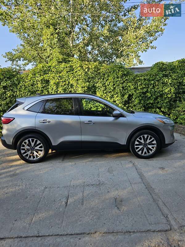 Внедорожник / Кроссовер Ford Escape 2021 в Киеве фото 5 Внедорожник / Кроссовер Ford Escape 2021 в Киеве