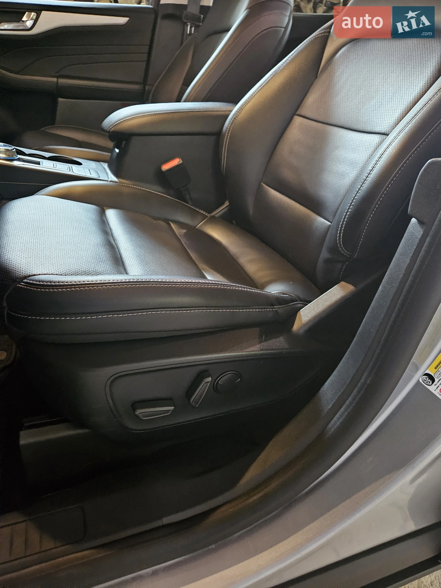 2021 Ford Escape - мініатюра 40
