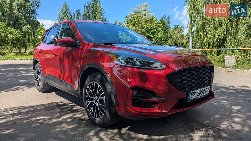 Внедорожник / Кроссовер Ford Escape 2021 в Ровно
