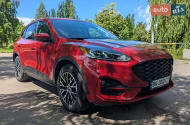 Внедорожник / Кроссовер Ford Escape 2021 в 