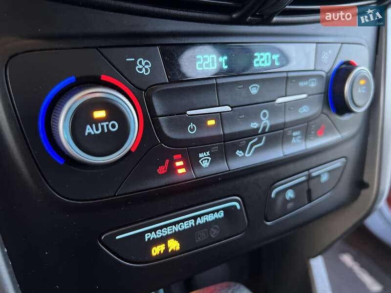 Внедорожник / Кроссовер Ford Escape 2018 в Тернополе