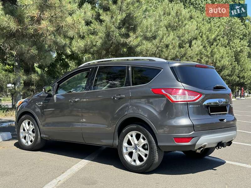 Внедорожник / Кроссовер Ford Escape 2015 в Одессе