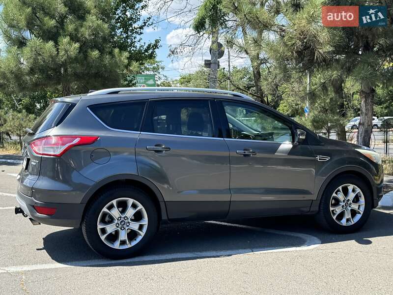 Внедорожник / Кроссовер Ford Escape 2015 в Одессе