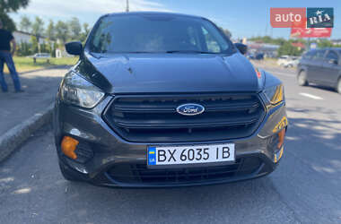 Позашляховик / Кросовер Ford Escape 2016 в 