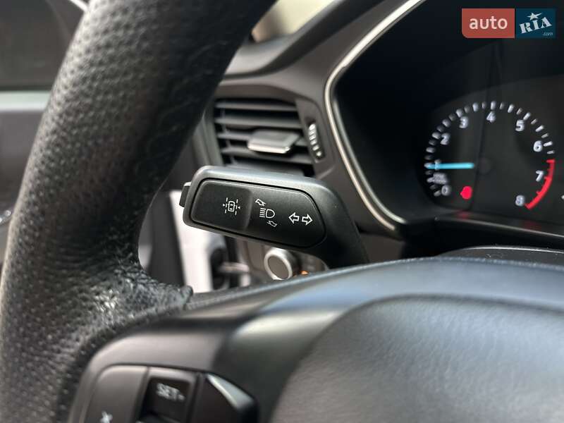 Позашляховик / Кросовер Ford Escape 2020 в Києві