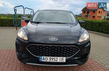 Внедорожник / Кроссовер Ford Escape 2022 в 