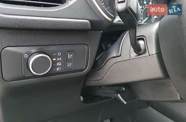 Внедорожник / Кроссовер Ford Escape 2022 в 