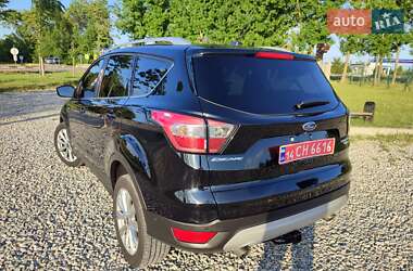 Внедорожник / Кроссовер Ford Escape 2016 в 