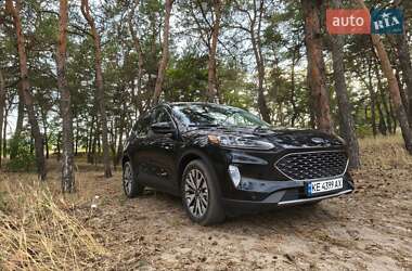 Внедорожник / Кроссовер Ford Escape 2022 в 