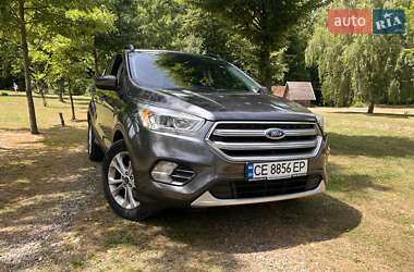 Позашляховик / Кросовер Ford Escape 2017 в 