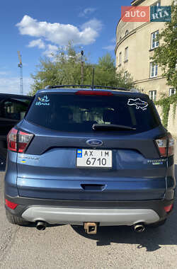 Позашляховик / Кросовер Ford Escape 2017 в 