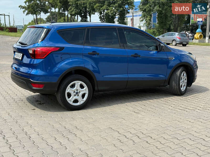 Позашляховик / Кросовер Ford Escape 2019 в Сумах