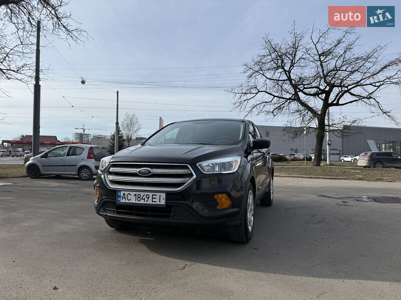 Внедорожник / Кроссовер Ford Escape 2017 в Львове