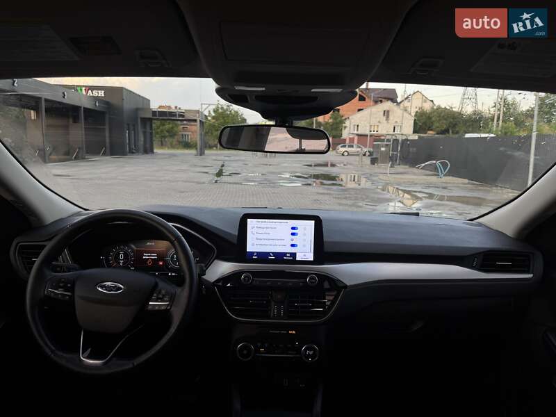 Позашляховик / Кросовер Ford Escape 2020 в Львові