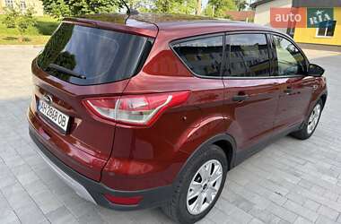 Внедорожник / Кроссовер Ford Escape 2014 в 