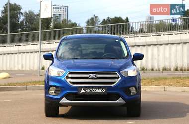 Внедорожник / Кроссовер Ford Escape 2019 в 