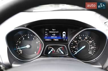 Внедорожник / Кроссовер Ford Escape 2019 в 