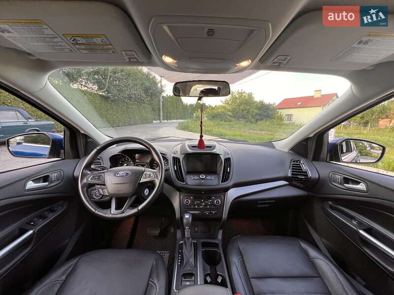 Внедорожник / Кроссовер Ford Escape 2018 в Львове