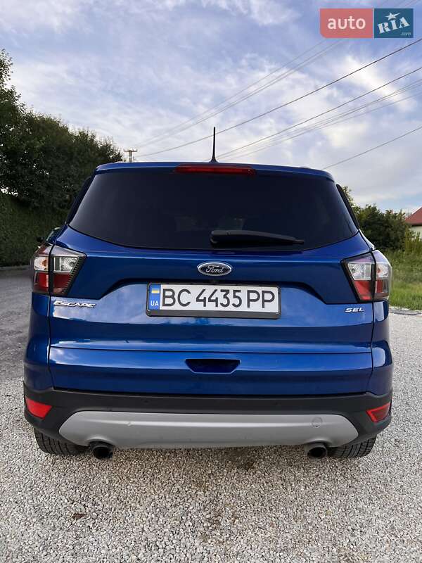Внедорожник / Кроссовер Ford Escape 2018 в Львове